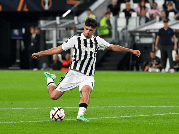 Kerim Alajbegović u dresu Juventusa tokom utakmice Serie A