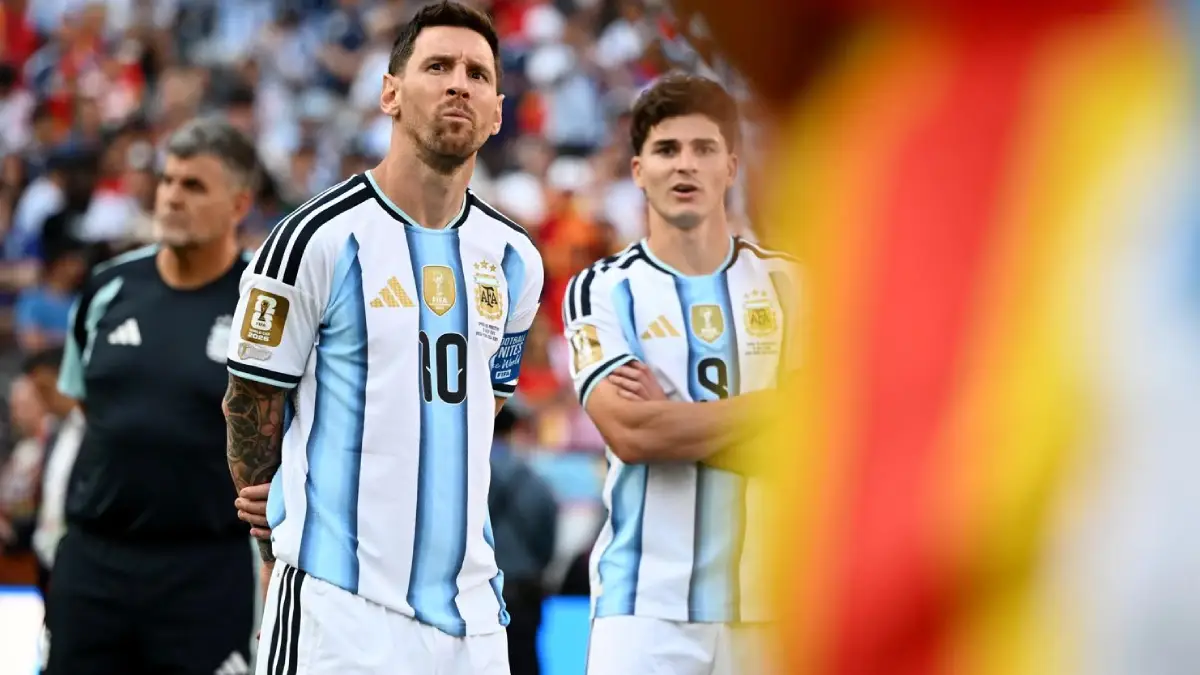 Slavko Vinčić sudi finale Svjetskog prvenstva između Španije i Argentine