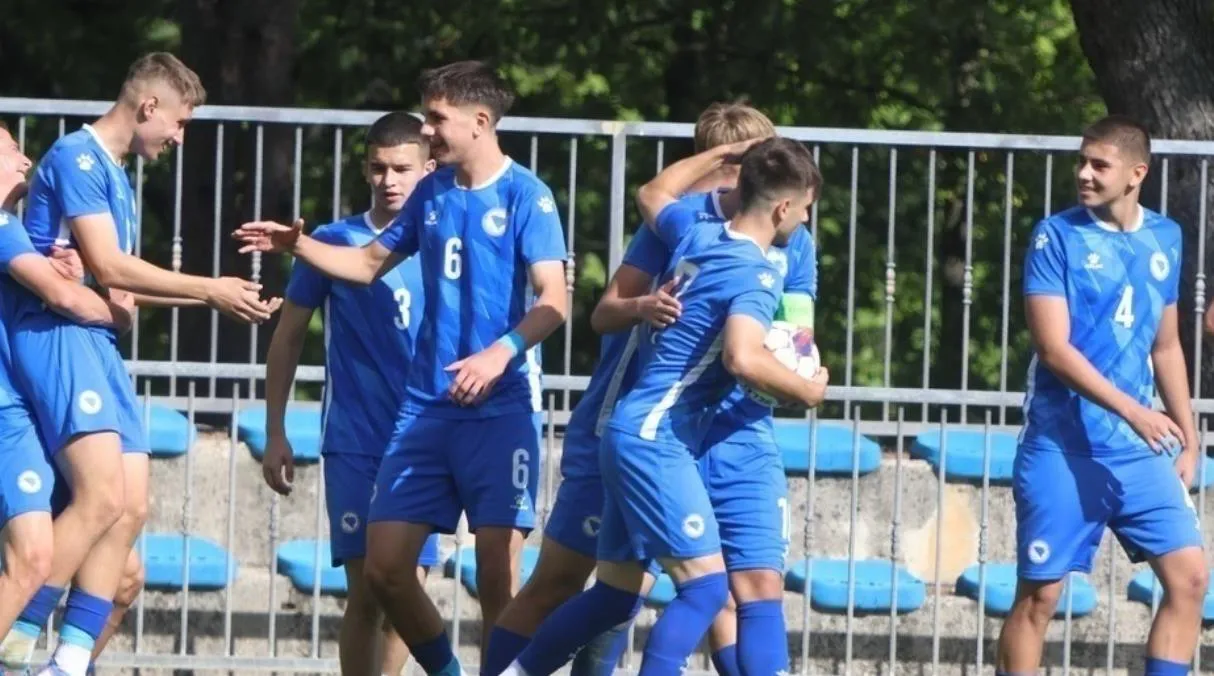 U-17 reprezentacija Bosne i Hercegovine na treningu