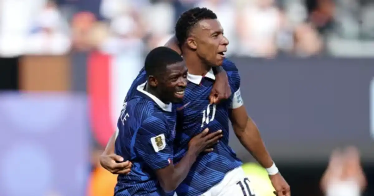 Ousmane Dembélé i Kylian Mbappé u dresu francuske reprezentacije