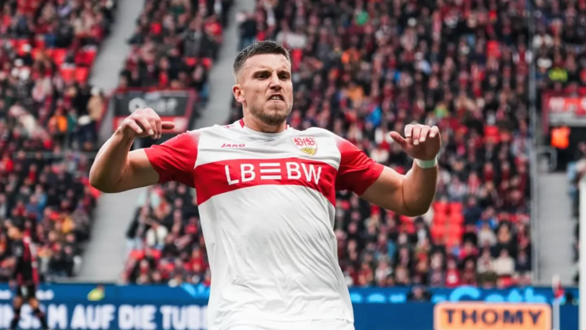 Ermedin Demirović slavi gol u dresu Stuttgarta