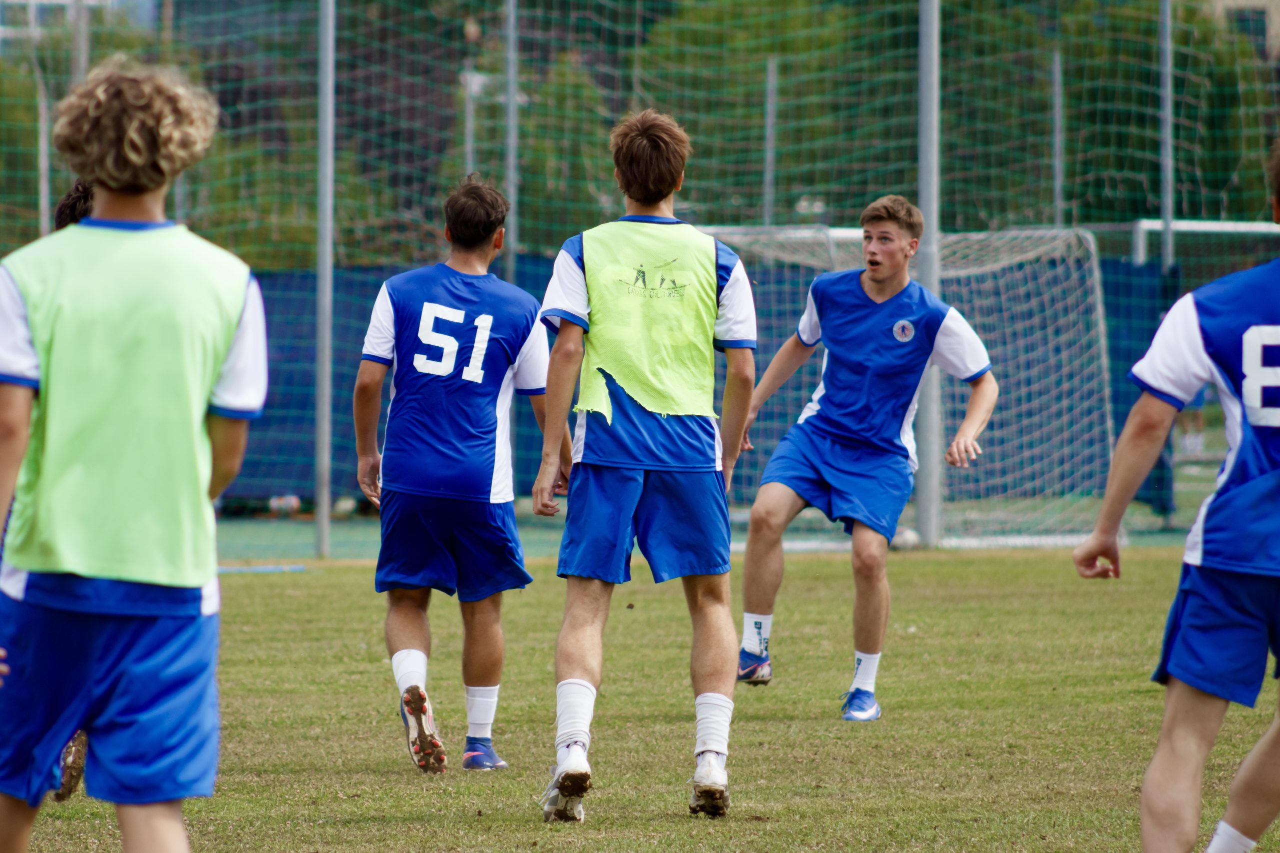 Mladi fudbaleri na treningu tokom US Soccer Education kampa na Ilidži