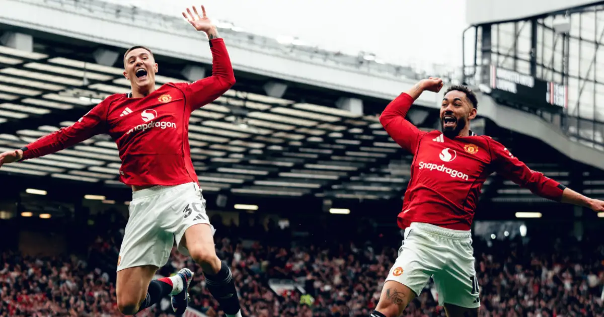 Manchester United trening oprema s Betway logom