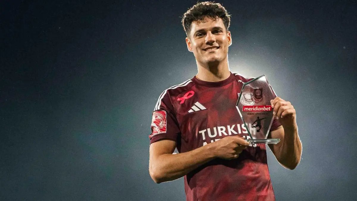 Agon Elezi u dresu FK Sarajevo