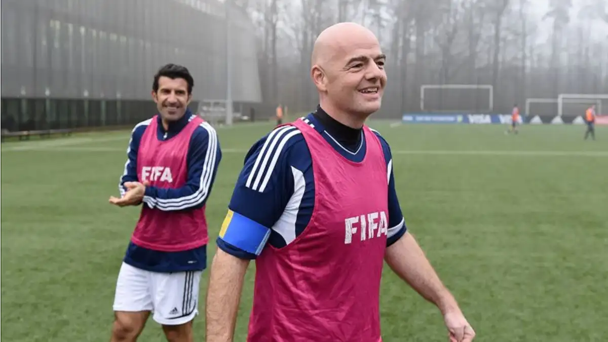 Luis Figo poziva Giannija Infantina da podnese ostavku