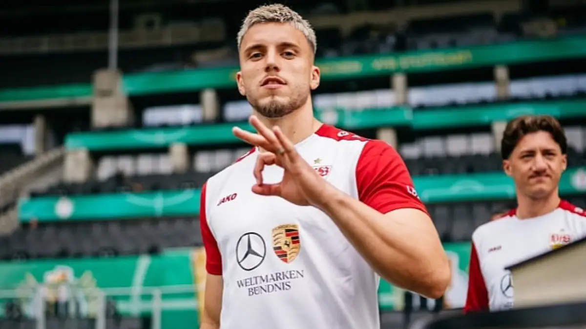 Ermedin Demirović u dresu Stuttgarta