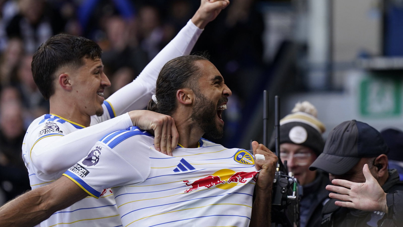 Tarik Muharemović i Dominic Calvert-Lewin slave gol Leedsa