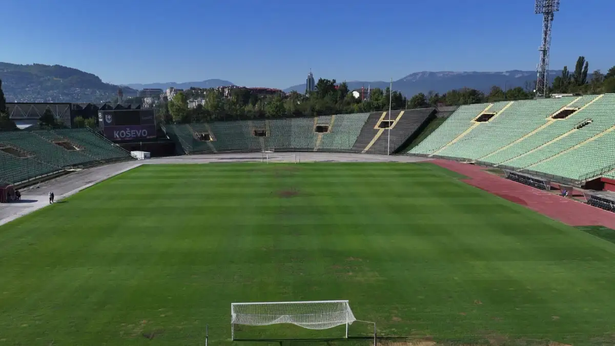 Travnjak stadiona Asim Ferhatović Hase na Koševu