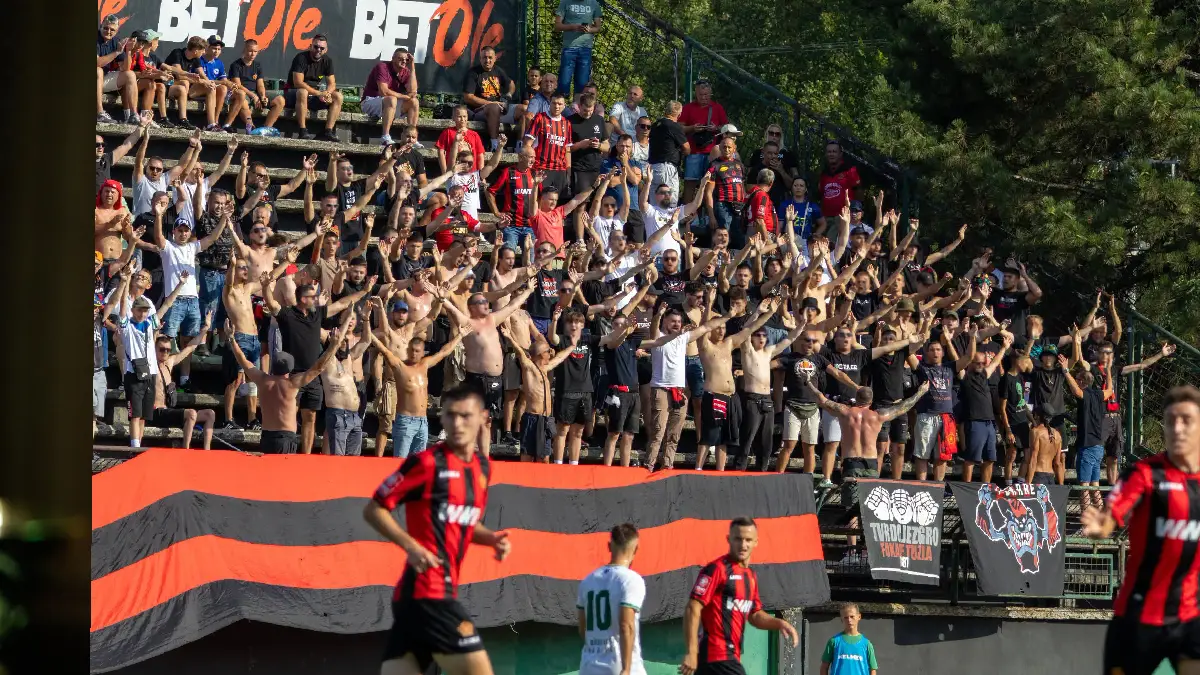 Adnan Hodžić napustio klupu FK Slobode nakon poraza u Banovićima