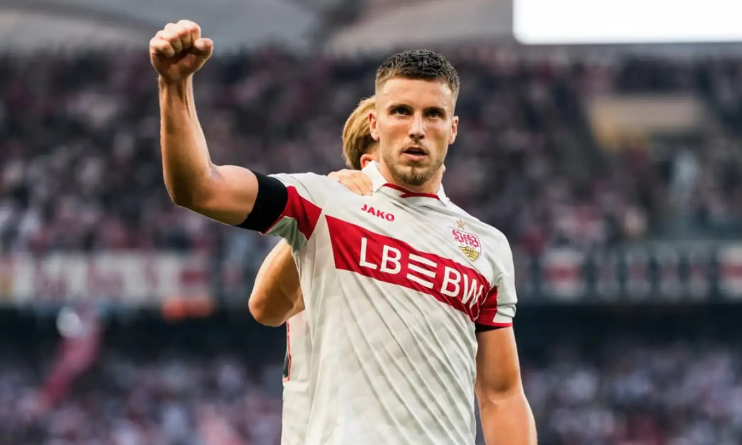 Ermedin Demirović u dresu Stuttgarta spreman za Bundesligu