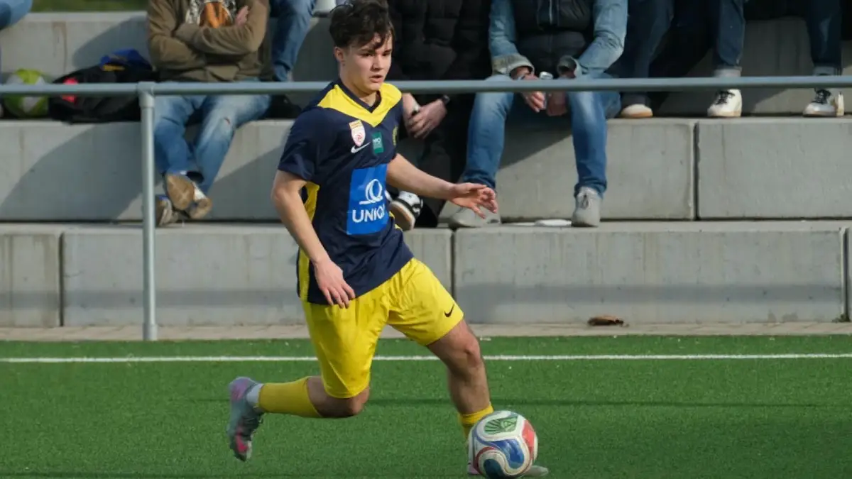 Adnan Hoffmann-Smajić, mladi fudbaler FC First Vienna