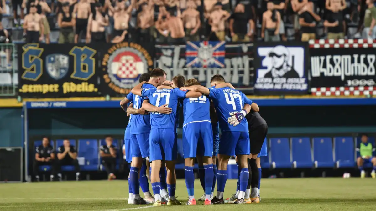 Fudbaleri Premijer lige BiH na terenu