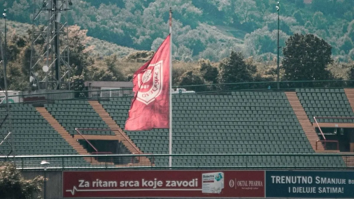 Travnjak stadiona Koševo, FK Sarajevo