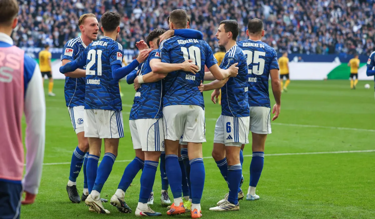 Miron Muslić, Edin Džeko i Nikola Katić u dresu Schalkea pred utakmicu s Real Madridom