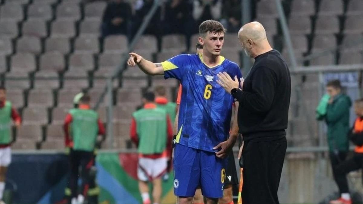 Benjamin Tahirović i selektor Sergej Barbarez