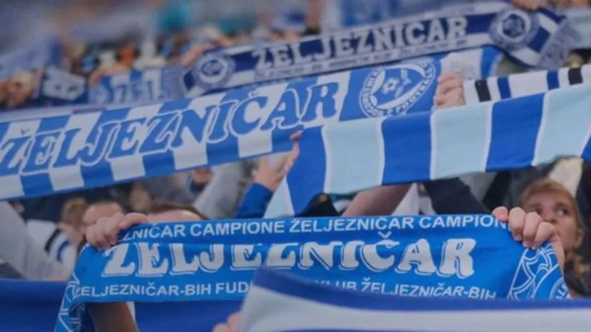 Navijači na stadionu Grbavica uoči derbija Željezničar i Sarajevo