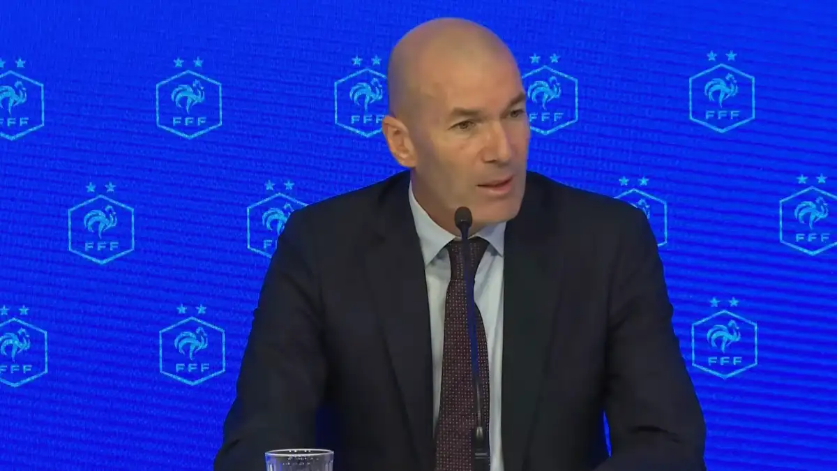Zinedine Zidane na konferenciji za medije nakon imenovanja za selektora Francuske
